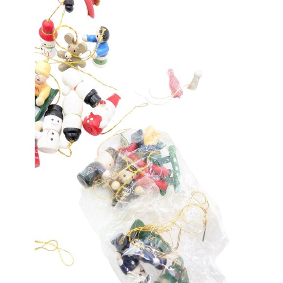 Vtg Bundle Wood & resin? Christmas Tree Ornaments small Figurines - Picture 6 of 16